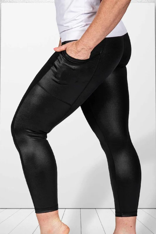 Black leggings for women Worlds Ultimate Black Majestic CT Free 7/8 Pocket Leggings