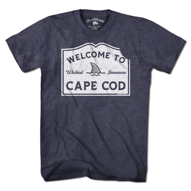 Women's casual graphic tee shirts Welcome To Cape Cod Sign T-Shirt