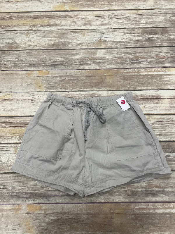 Slimming Bermuda shorts Beige Shorts Cmf, Size Xl