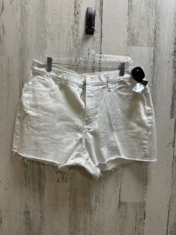 Bright workout shorts White Shorts Universal Thread, Size 10